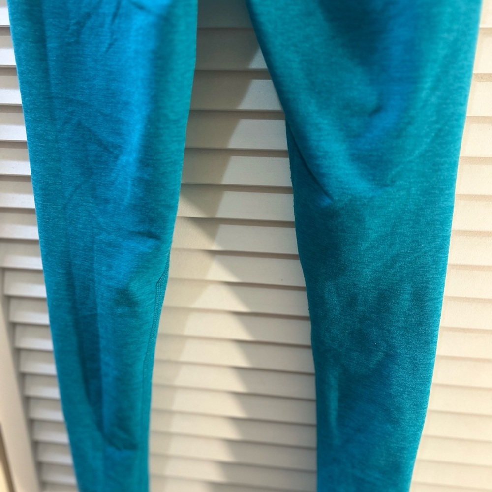 Beyond Yoga Teal Leggings - Picture 7 of 10